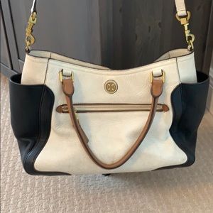 Tory Burch Hand bag